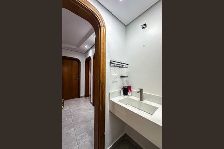 Apartamento para alugar com 253m², 5 quartos e 3 vagasLavabo