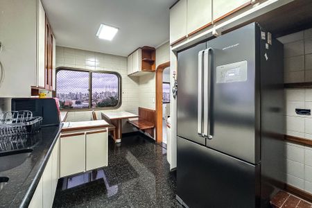 Apartamento para alugar com 253m², 5 quartos e 3 vagasCozinha