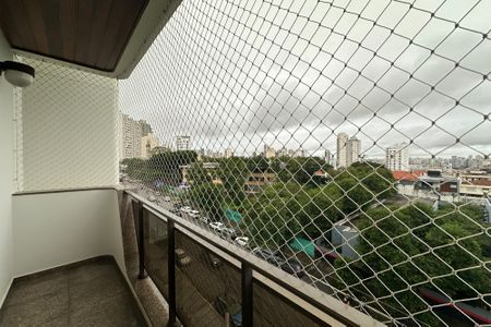 Apartamento para alugar com 253m², 5 quartos e 3 vagasVaranda