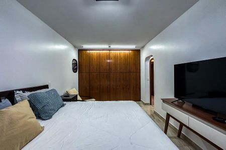 Apartamento para alugar com 253m², 5 quartos e 3 vagasSuíte 1