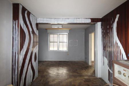 Sala de casa à venda com 4 quartos, 150m² em Jardim Sabará, Porto Alegre