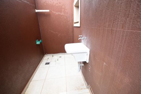Casa de condomínio à venda com 84m², 2 quartos e 2 vagasÁrea de Serviço