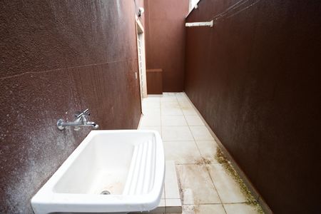 Casa de condomínio à venda com 84m², 2 quartos e 2 vagasÁrea de Serviço