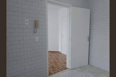 Cozinha de apartamento para alugar com 2 quartos, 52m² em São Pedro, Osasco