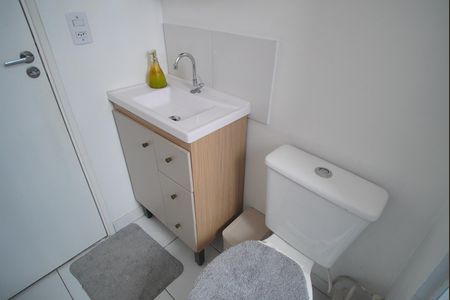Apartamento à venda com 43m², 2 quartos e 1 vagaBanheiro Corredor