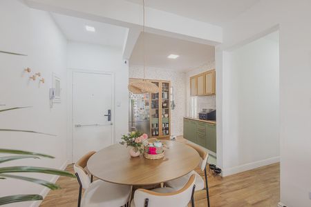 Apartamento para alugar com 76m², 2 quartos e sem vagaCozinha