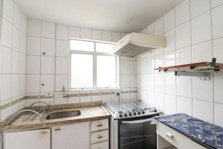 Apartamento à venda com 55m², 2 quartos e 1 vagaCozinha e Área de Serviço