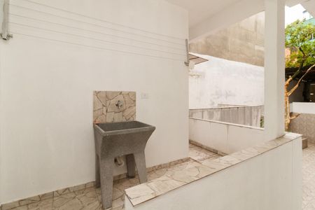 Casa para alugar com 40m², 1 quarto e 1 vagaÁrea de Serviço