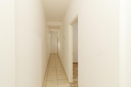 Corredor de casa para alugar com 1 quarto, 40m² em Parque Casa de Pedra, São Paulo