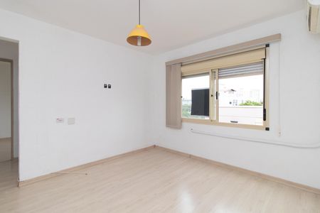 Sala de apartamento à venda com 1 quarto, 40m² em Santana, Porto Alegre