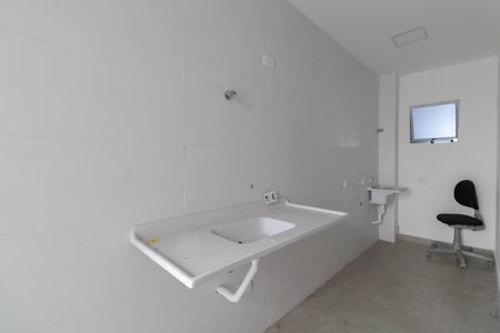 Apartamento para alugar com 45m², 2 quartos e sem vagaCozinha e Área de Serviço