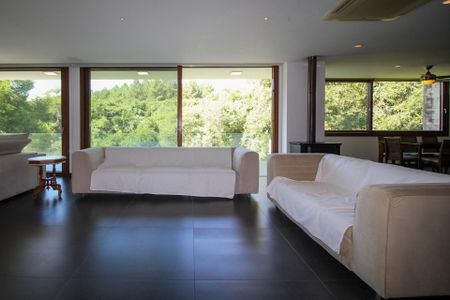 Sala de casa de condomínio à venda com 5 quartos, 496m² em Partenon, Porto Alegre