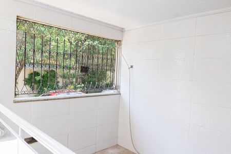 Casa para alugar com 55m², 2 quartos e 1 vaga Casa para alugar com 55m², 2 quartos e 1 vagaVaranda