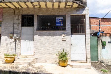 Casa para alugar com 55m², 2 quartos e 1 vaga Casa para alugar com 55m², 2 quartos e 1 vagaFachada