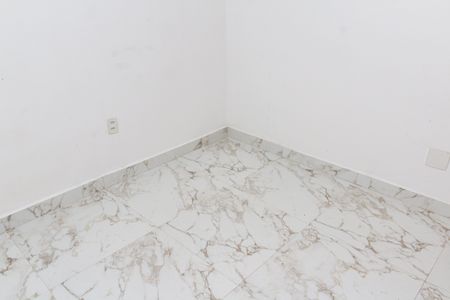 Quarto 1 de casa para alugar com 2 quartos, 55m² em Inhoaíba, Rio de Janeiro