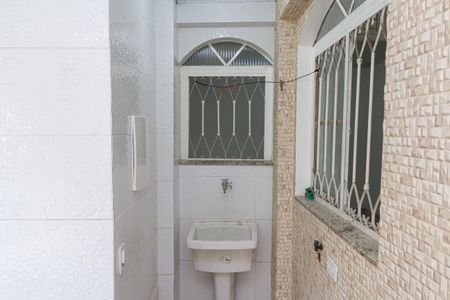 Casa para alugar com 55m², 2 quartos e 1 vaga Casa para alugar com 55m², 2 quartos e 1 vagaÁrea de Serviço