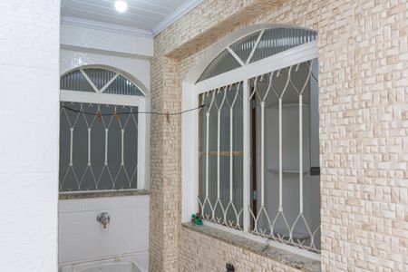 Casa para alugar com 55m², 2 quartos e 1 vaga Casa para alugar com 55m², 2 quartos e 1 vagaÁrea de Serviço