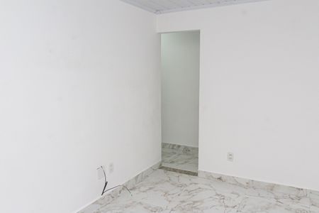 Casa para alugar com 55m², 2 quartos e 1 vaga Casa para alugar com 55m², 2 quartos e 1 vagaSala