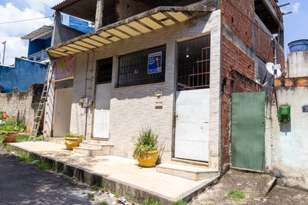 Casa para alugar com 55m², 2 quartos e 1 vaga Casa para alugar com 55m², 2 quartos e 1 vagaFachada