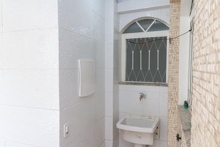 Casa para alugar com 55m², 2 quartos e 1 vaga Casa para alugar com 55m², 2 quartos e 1 vagaÁrea de Serviço