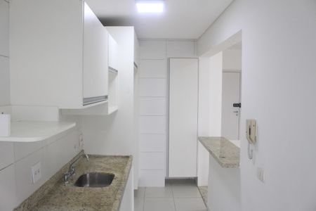 Apartamento para alugar com 75m², 2 quartos e 2 vagasCozinha