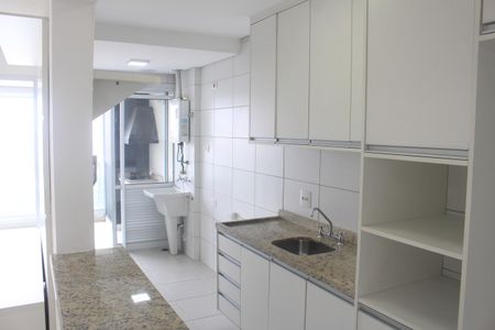 Apartamento para alugar com 75m², 2 quartos e 2 vagasCozinha