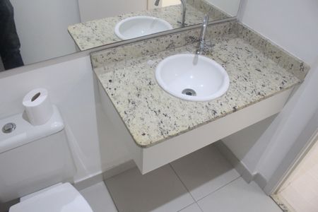 Apartamento para alugar com 75m², 2 quartos e 2 vagasLavabo