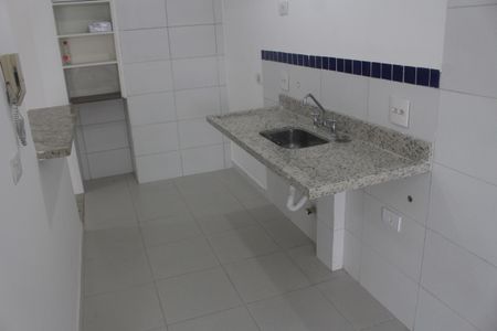 Apartamento para alugar com 75m², 2 quartos e 2 vagasCozinha
