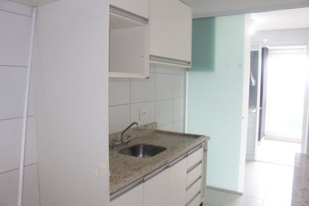 Apartamento para alugar com 75m², 2 quartos e 2 vagasCozinha