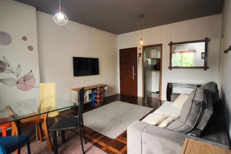 Sala de apartamento para alugar com 2 quartos, 85m² em Medianeira, Porto Alegre