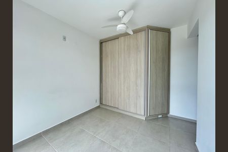 Suíte  de apartamento para alugar com 2 quartos, 66m² em Alto Ribeirão Leste, Florianópolis