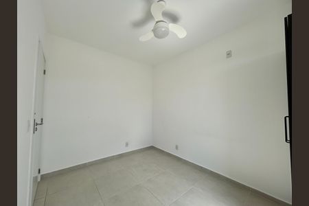 Quarto  de apartamento para alugar com 2 quartos, 66m² em Alto Ribeirão Leste, Florianópolis