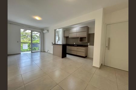 Sala de apartamento para alugar com 2 quartos, 66m² em Alto Ribeirão Leste, Florianópolis