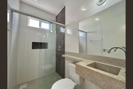 Apartamento para alugar com 66m², 2 quartos e 2 vagas Apartamento para alugar com 66m², 2 quartos e 2 vagasBanheiro