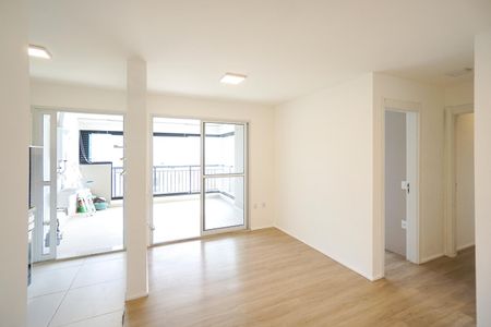 Sala de apartamento para alugar com 2 quartos, 65m² em Vila Zilda, São Paulo