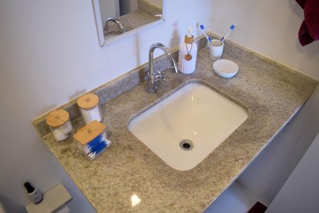 Apartamento para alugar com 65m², 2 quartos e 1 vaga