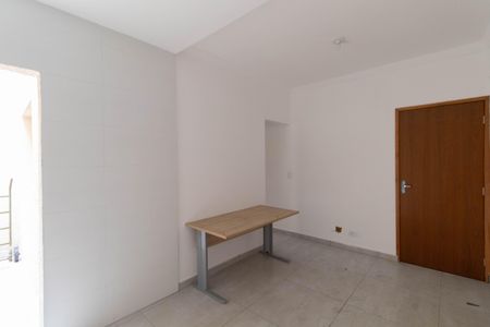 Sala e Cozinha de apartamento para alugar com 2 quartos, 45m² em Vila Ré, São Paulo