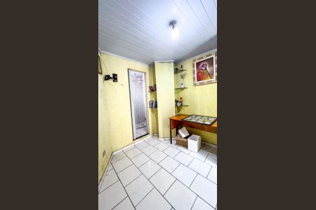 Casa à venda com 324m², 4 quartos e 4 vagas Casa à venda com 324m², 4 quartos e 4 vagasÁrea Comum