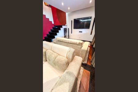 Casa à venda com 324m², 4 quartos e 4 vagasSala