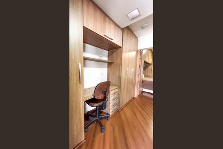 Casa à venda com 324m², 4 quartos e 4 vagasQuarto