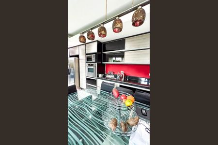 Casa à venda com 324m², 4 quartos e 4 vagasCozinha