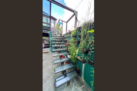 Casa à venda com 324m², 4 quartos e 4 vagasÁrea Comum