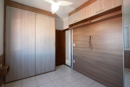 Apartamento para alugar com 64m², 2 quartos e 1 vaga