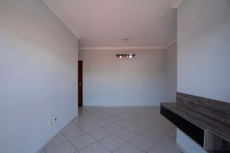 Apartamento para alugar com 64m², 2 quartos e 1 vaga