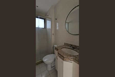 Apartamento à venda com 82m², 3 quartos e 2 vagas Apartamento à venda com 82m², 3 quartos e 2 vagasBanheiro da Suíte