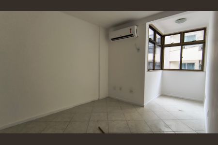Suíte  de apartamento para alugar com 3 quartos, 82m² em Recreio dos Bandeirantes, Rio de Janeiro