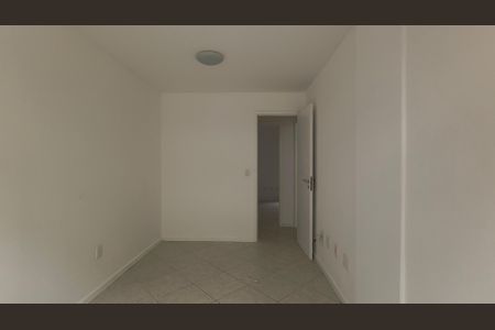 Apartamento à venda com 82m², 3 quartos e 2 vagas Apartamento à venda com 82m², 3 quartos e 2 vagasQuarto 2