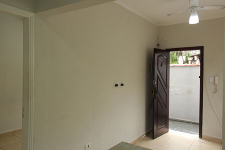Sala de apartamento para alugar com 1 quarto, 50m² em Marapé, Santos