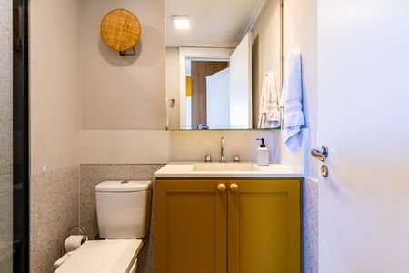 Apartamento à venda com 134m², 3 quartos e 2 vagas Apartamento à venda com 134m², 3 quartos e 2 vagasSuite 03 - Banheiro