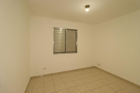Quarto 2 de casa para alugar com 2 quartos, 60m² em Vila Guiomar, Santo André
